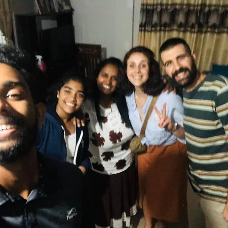 Kandy Dilruk Homestay Екстер'єр фото