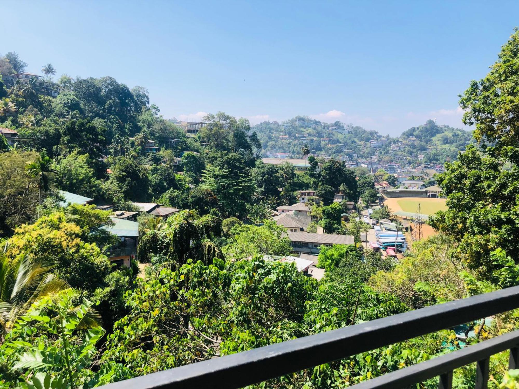 Kandy Dilruk Homestay Екстер'єр фото