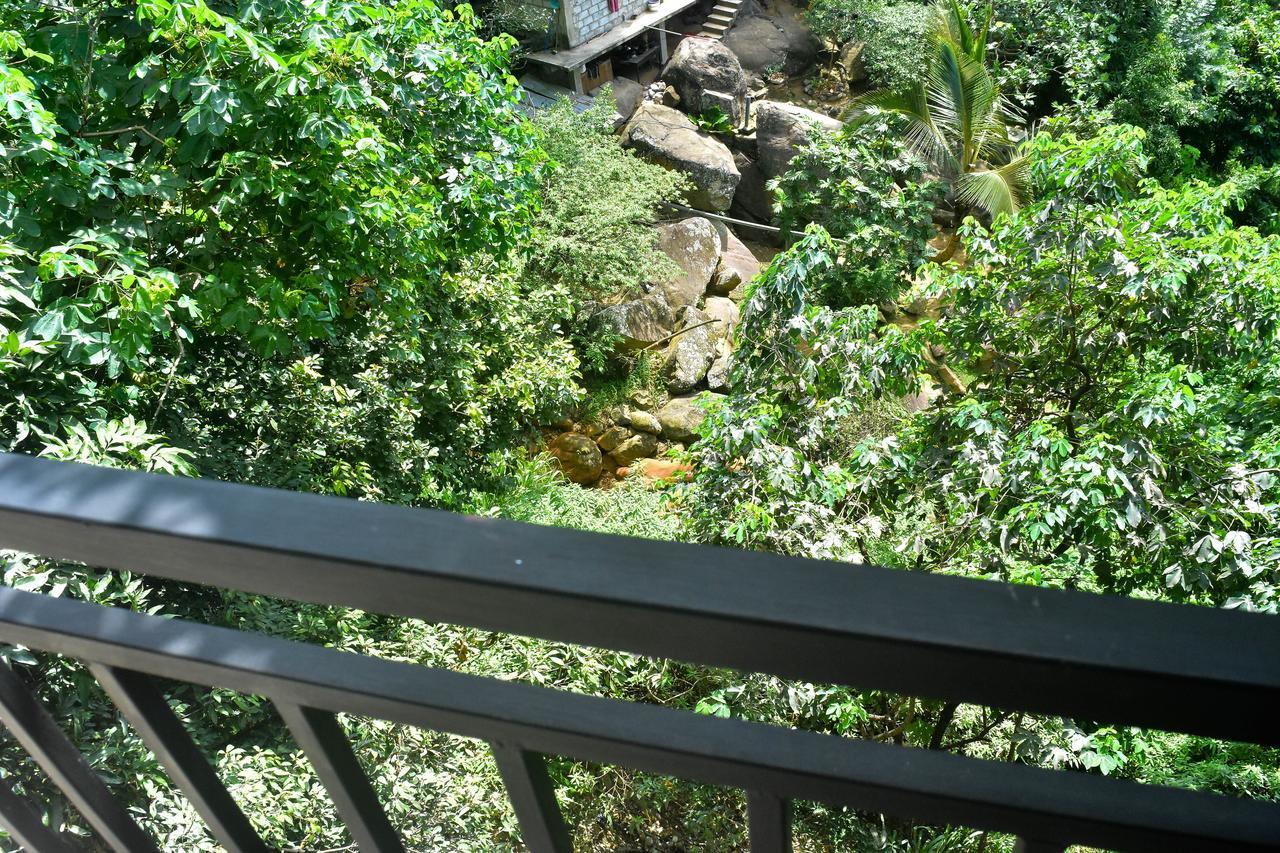 Kandy Dilruk Homestay Екстер'єр фото